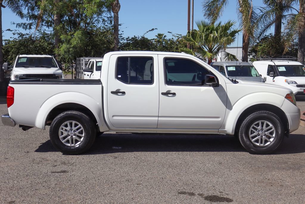 Used 2016 Nissan Frontier SV RWD image 10