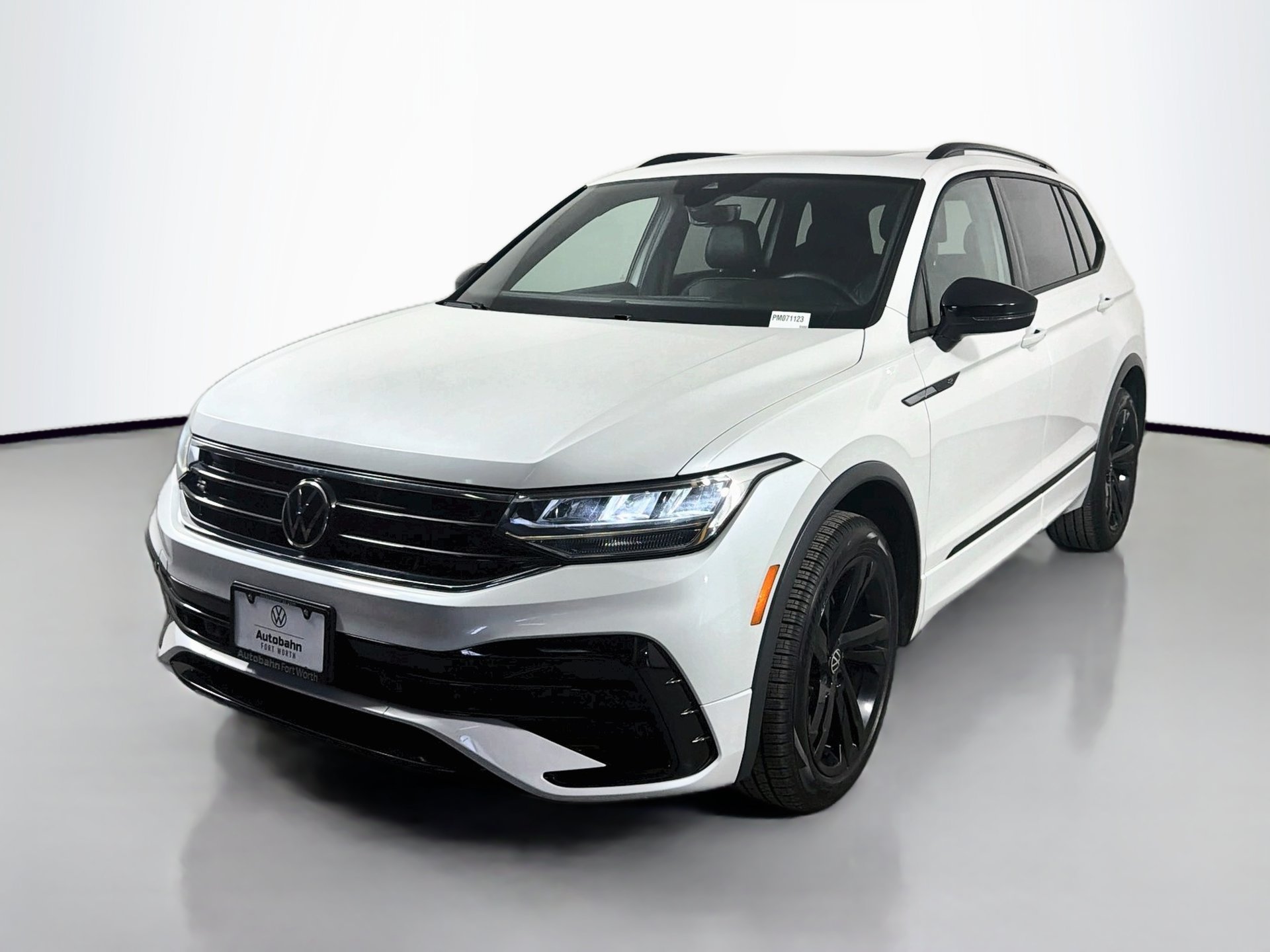 Used 2023 Volkswagen Tiguan SE R-Line