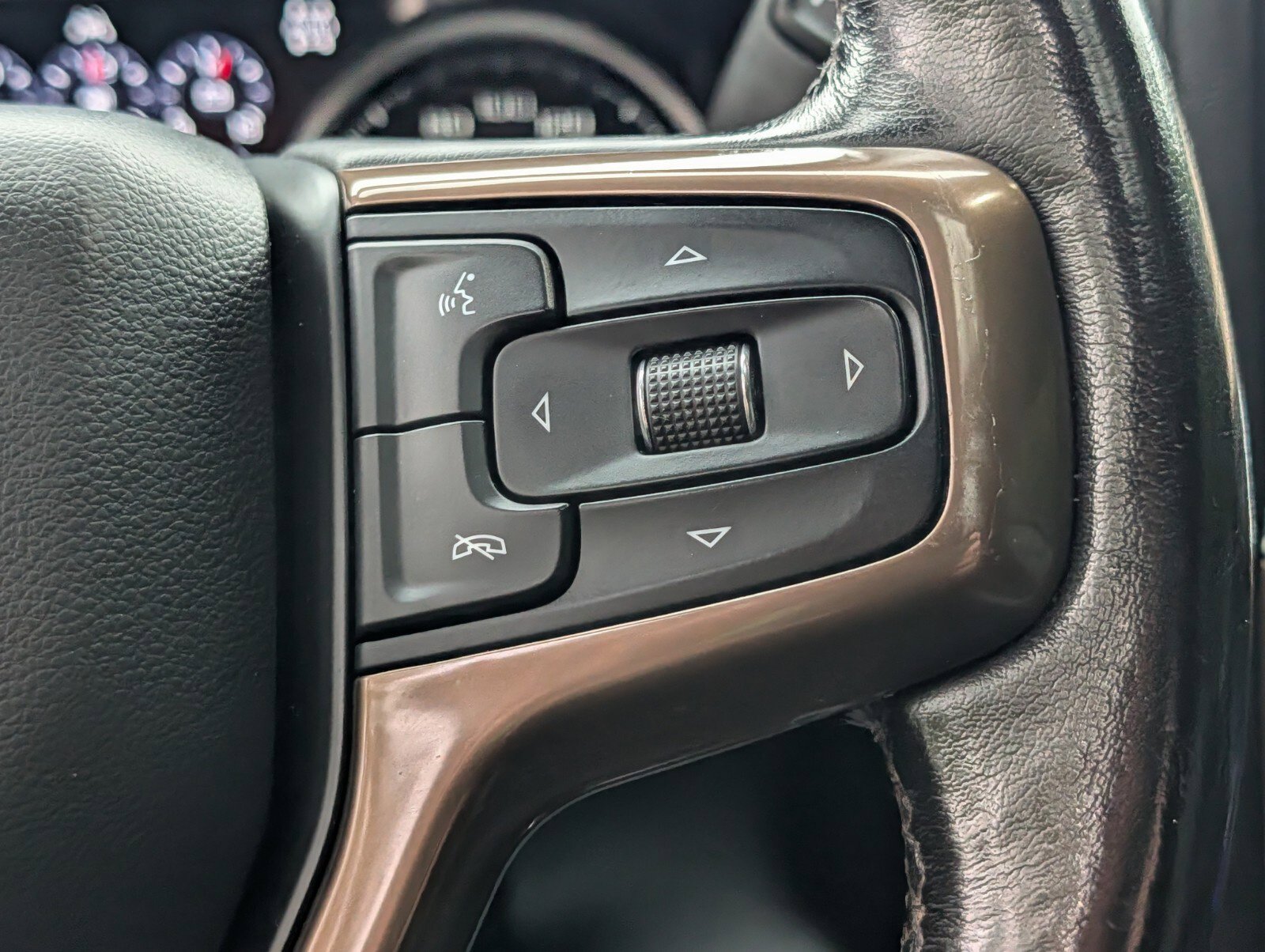 Used 2019 Chevrolet Silverado 1500 High Country AWD/4WD image 39