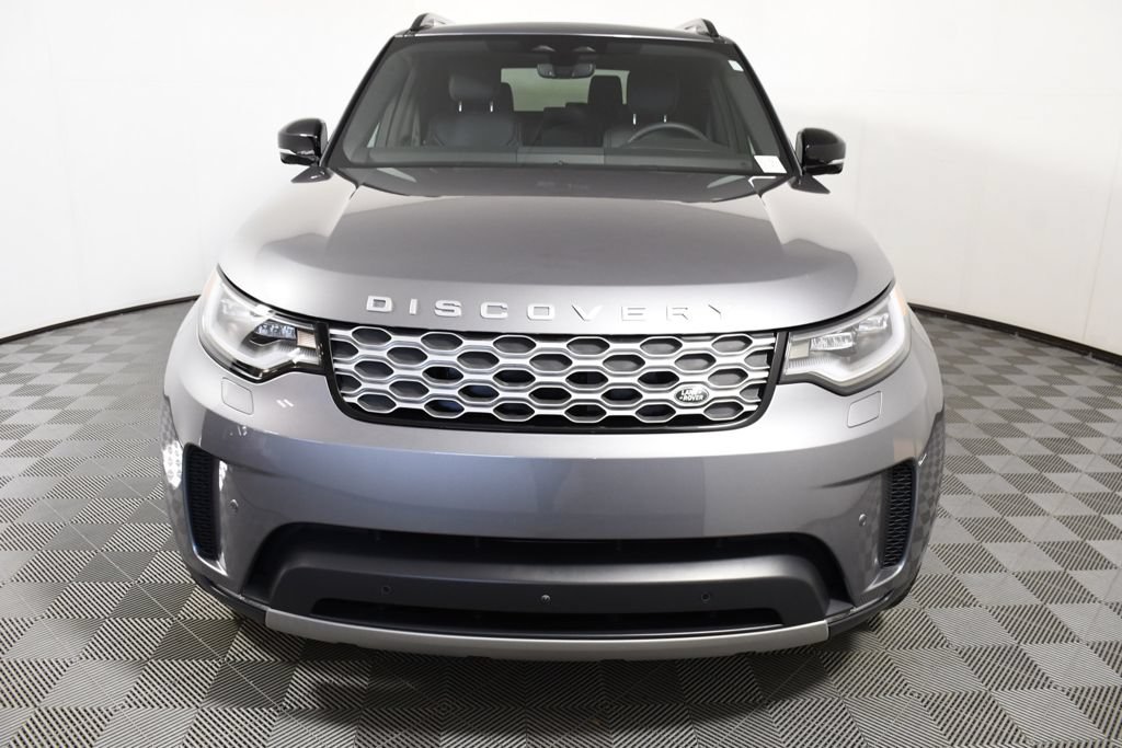 Certified 2025 Land Rover Discovery S AWD/4WD image 10