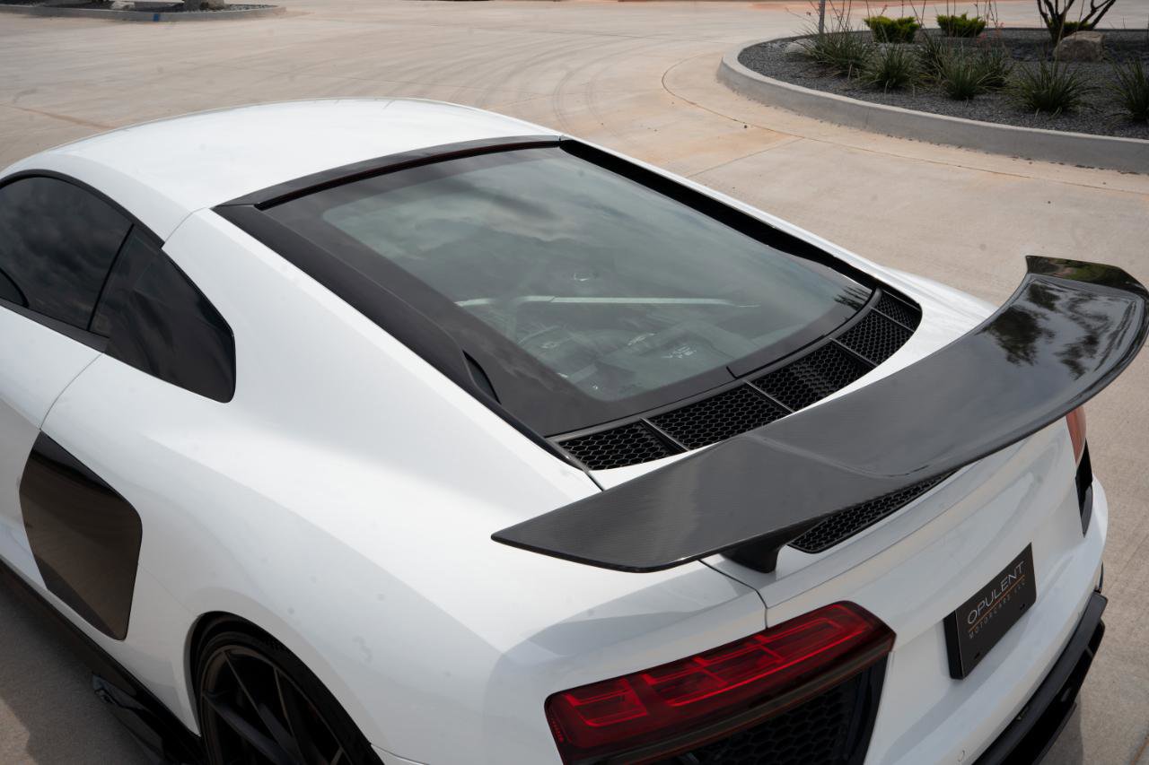Used 2018 Audi R8 V10 RWD image 32