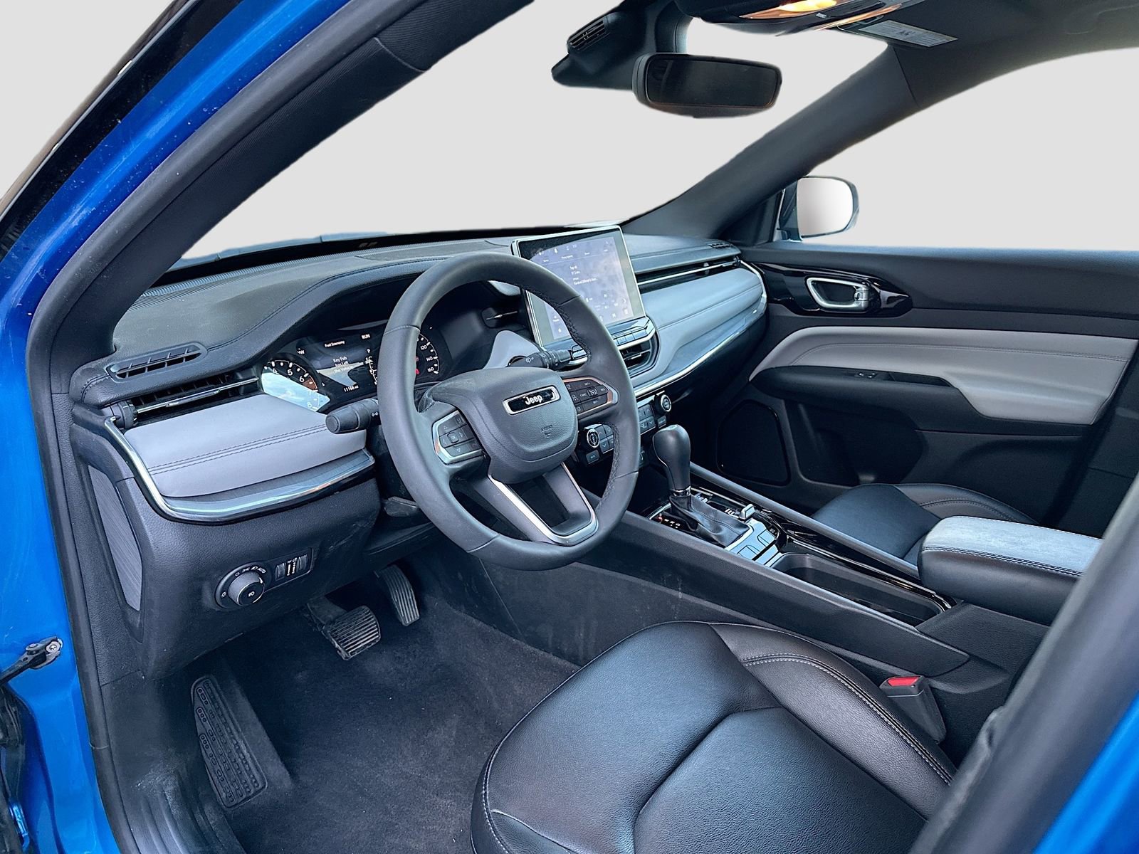 Used 2024 Jeep Compass Limited image 9