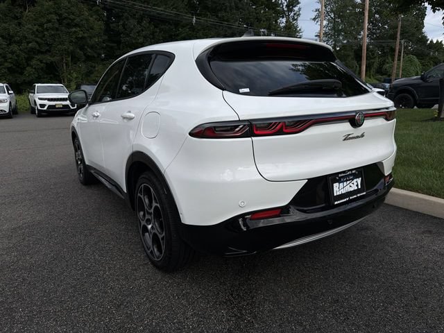 Used 2024 Alfa Romeo Tonale Ti w/ Active Assist Package AWD/4WD image 6