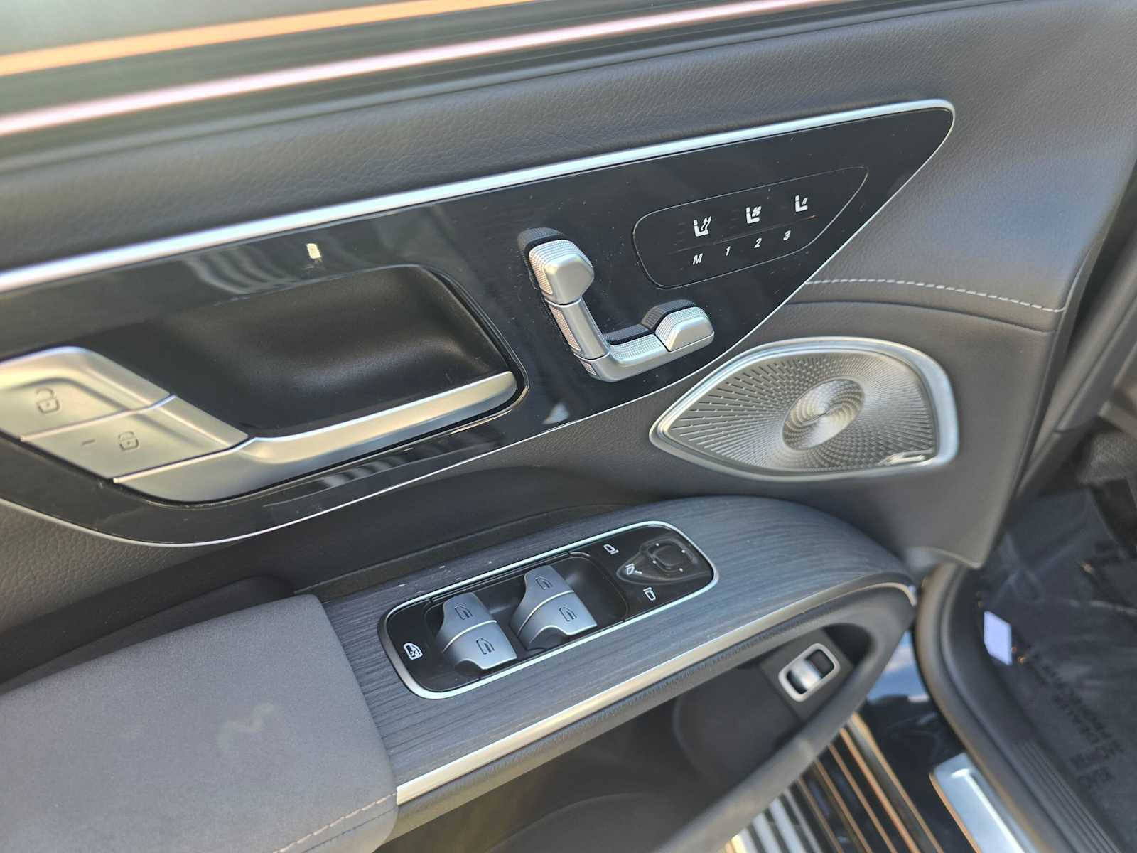 Used 2024 Mercedes-Benz EQS 450+ SUV image 22