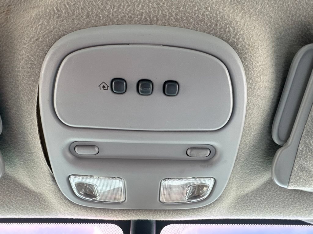 Used 2002 Buick Le Sabre Limited FWD image 8