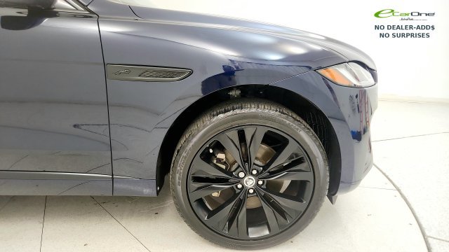 Used 2025 Jaguar F-PACE R-Dynamic S AWD/4WD image 23
