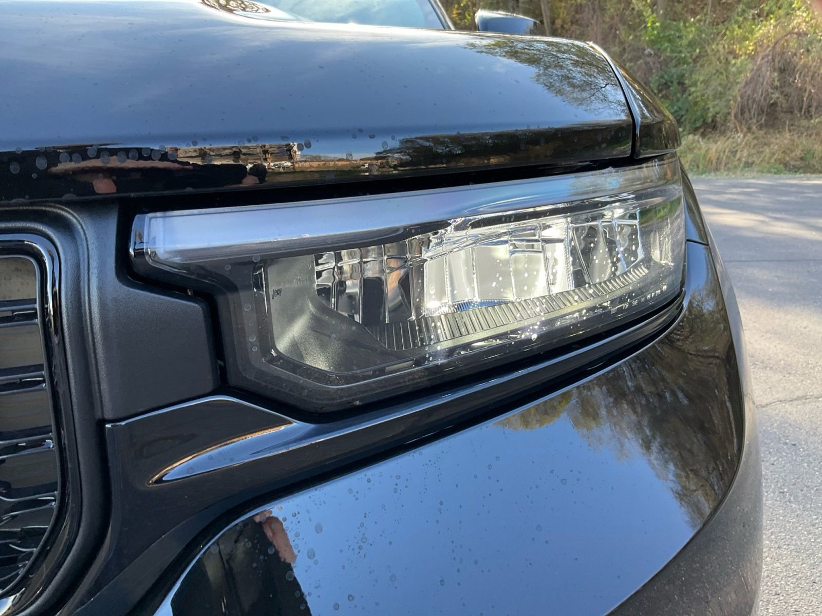 New 2025 Jeep Grand Cherokee L Limited w/ Trailer Tow Package image 34