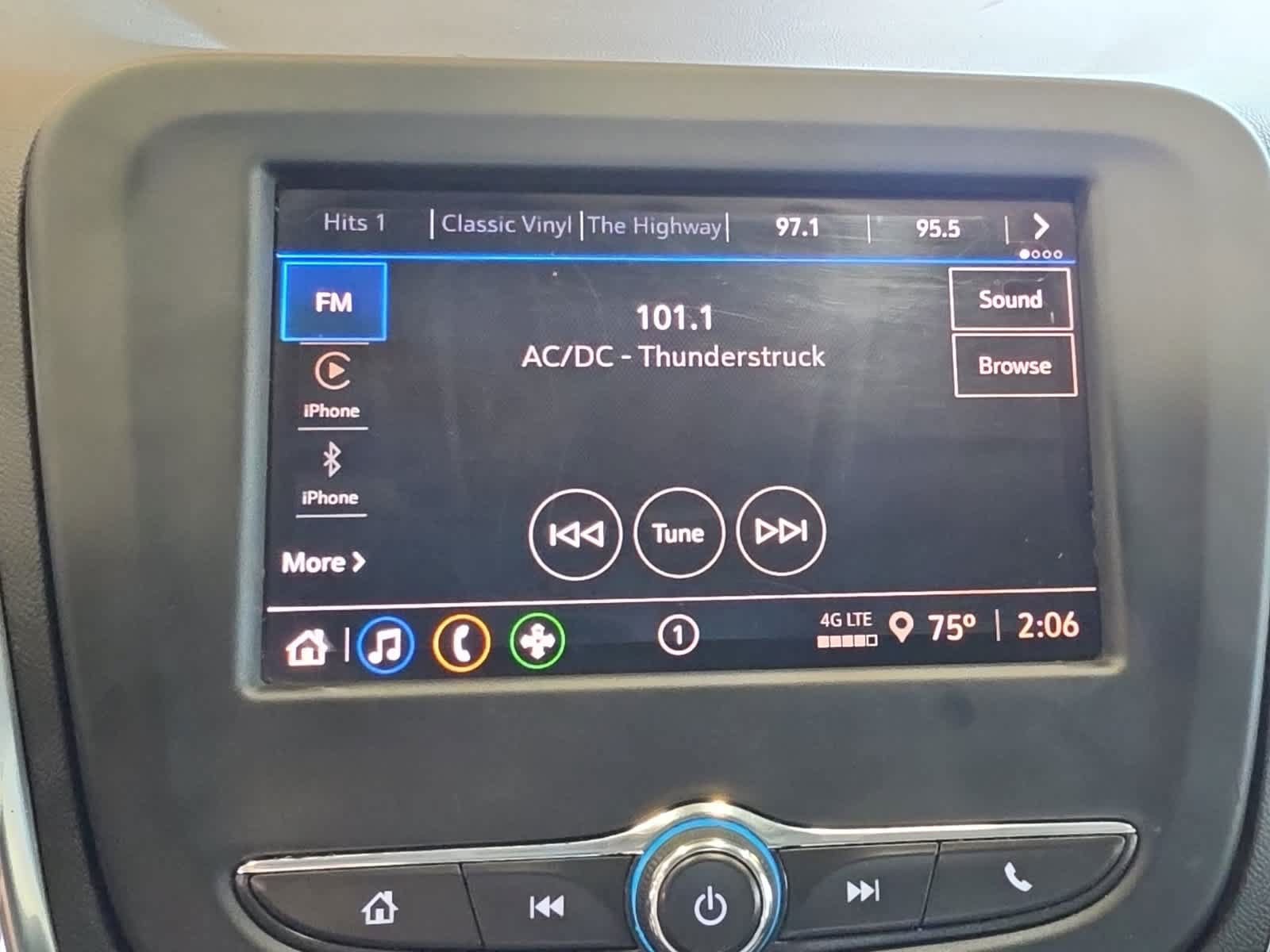 Used 2024 Chevrolet Equinox LS FWD image 26