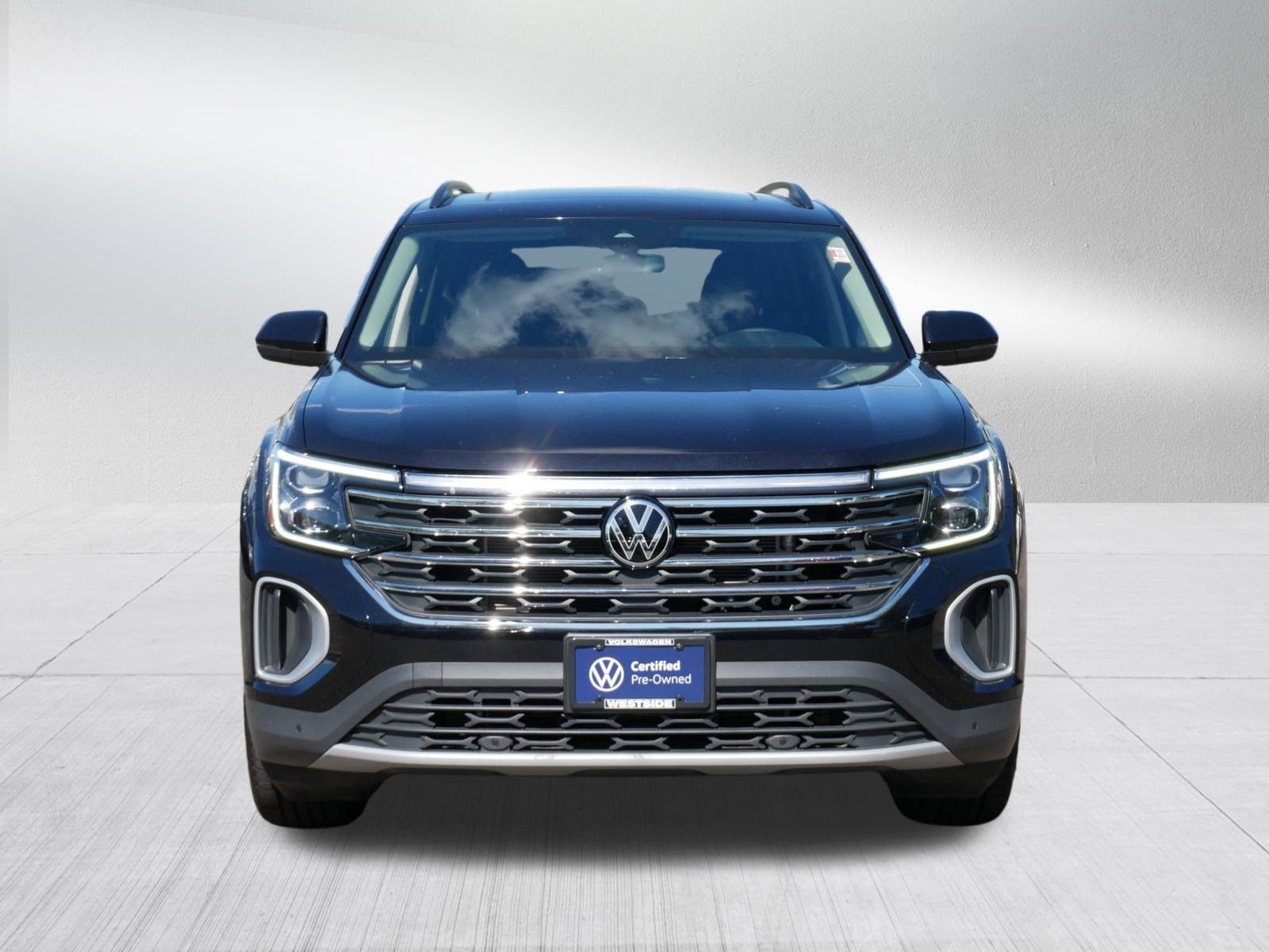 Certified 2024 Volkswagen Atlas SE AWD/4WD image 2