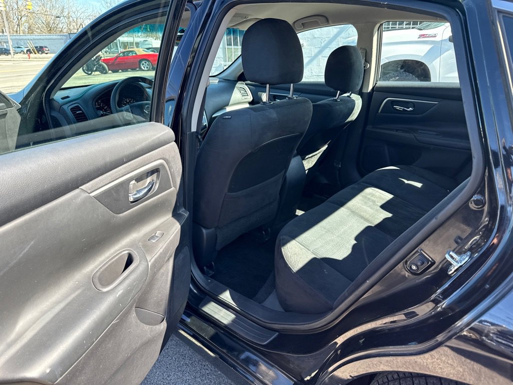 Used 2015 Nissan Altima 2.5 S w/ Special Edition Package image 12
