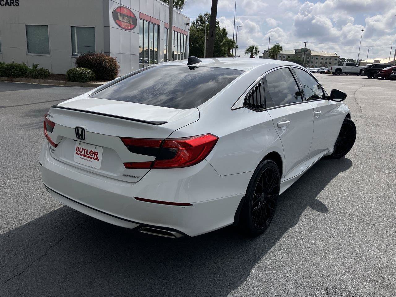 Used 2022 Honda Accord Sport image 5