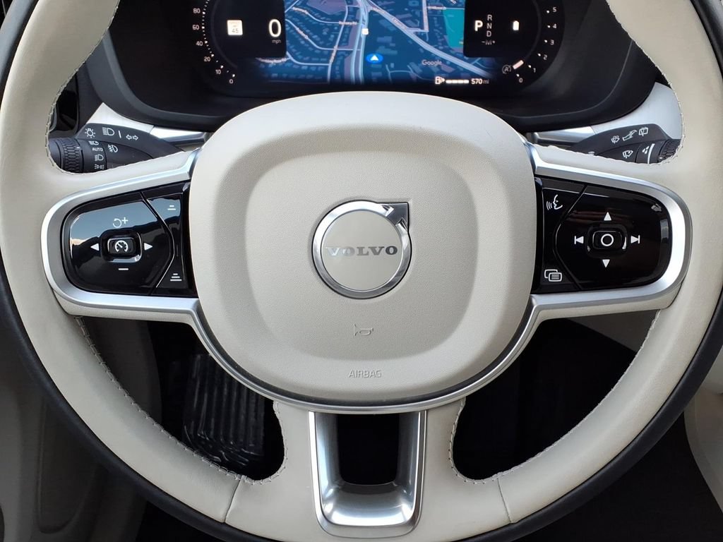 Certified 2026 Volvo XC60 B5 Ultra AWD/4WD image 13