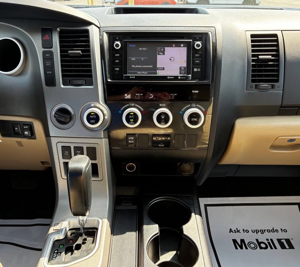 Used 2017 Toyota Sequoia SR5 AWD/4WD image 22