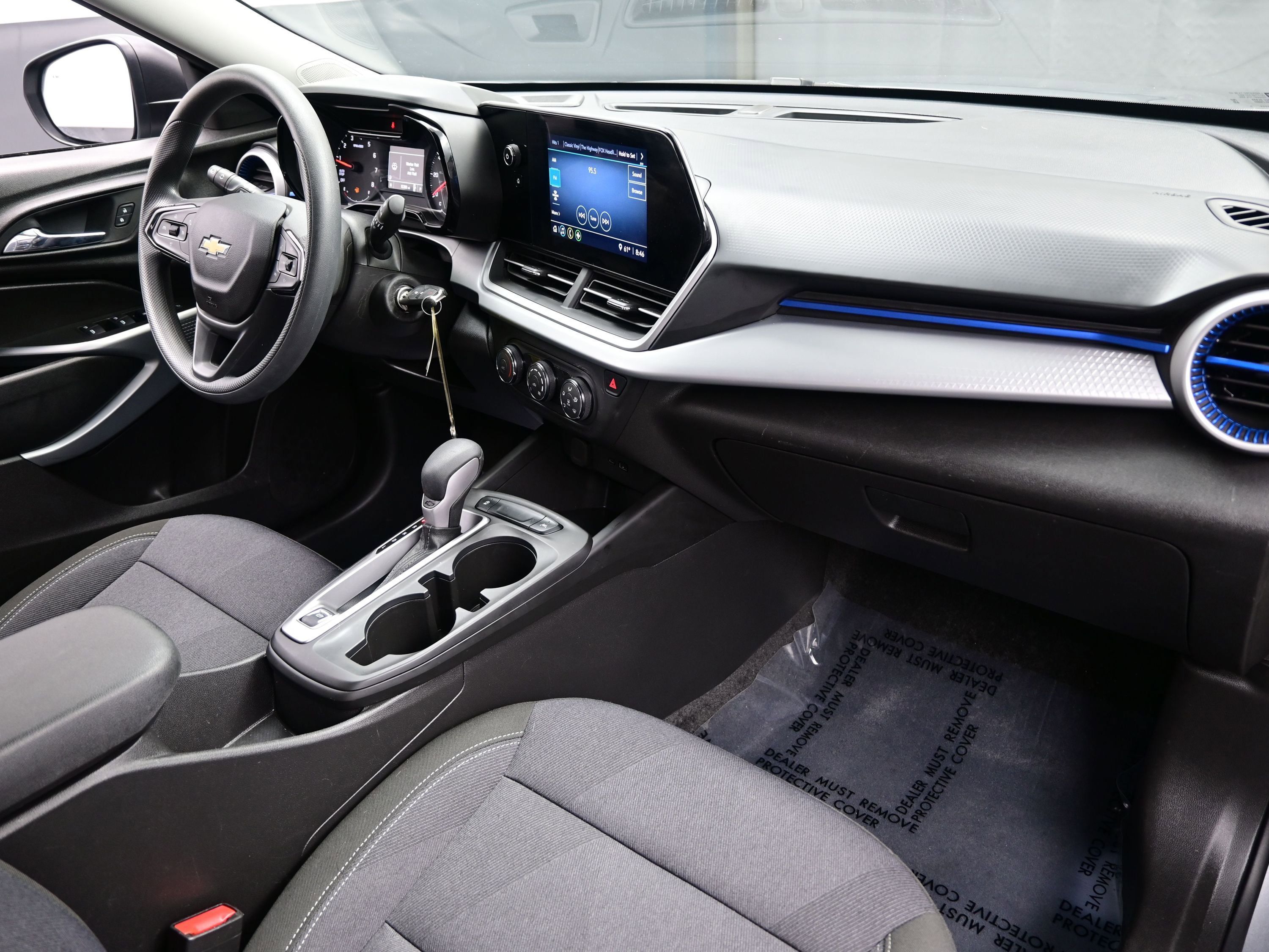 Used 2025 Chevrolet Trax LS w/ Driver Confidence Package image 14