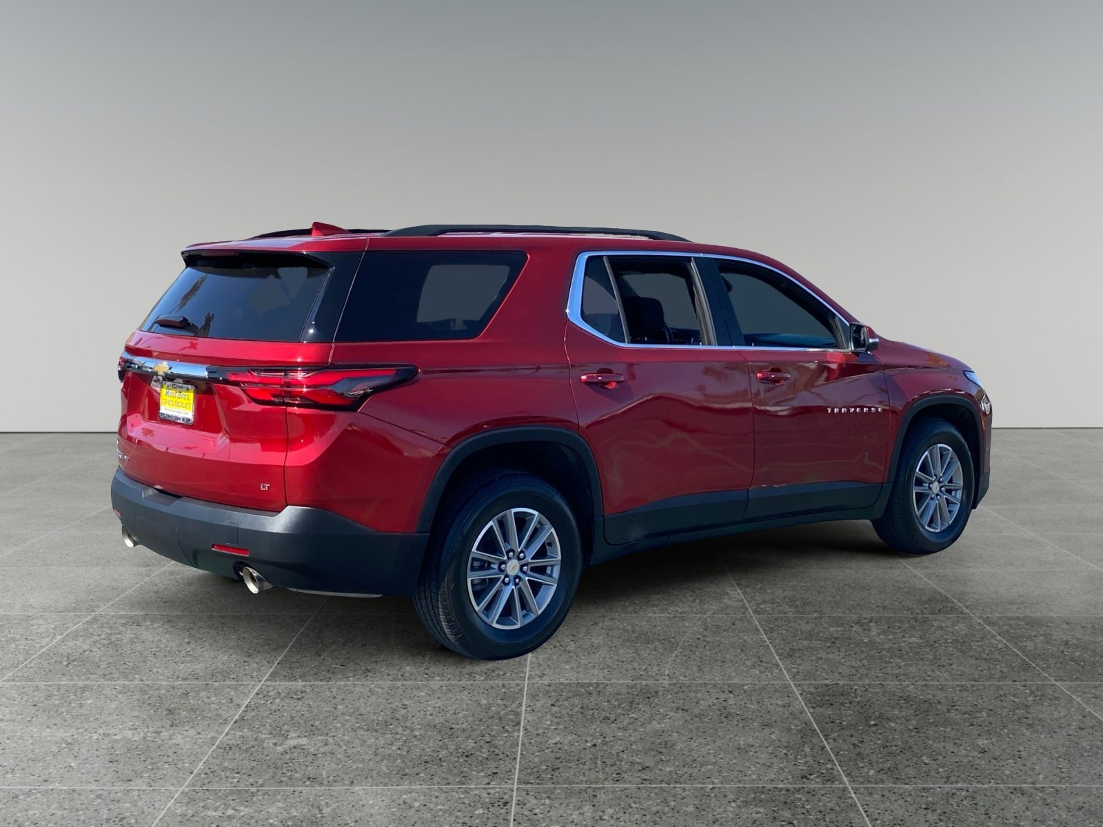 Used 2023 Chevrolet Traverse LT AWD/4WD image 5