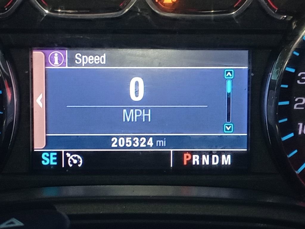 Used 2015 Chevrolet Suburban LS image 28