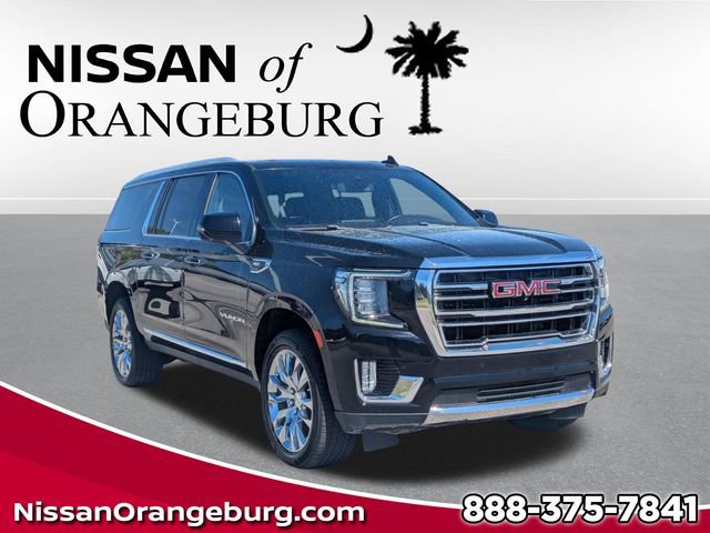 Used 2022 GMC Yukon XL SLT w/ SLT Premium Package image 1