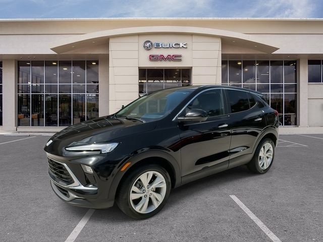 Certified 2024 Buick Encore GX Preferred w/ Advanced Technology Package FWD image 6