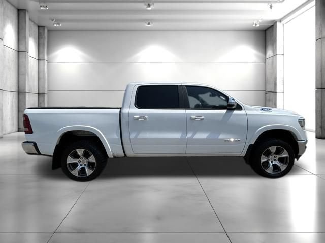 Used 2019 RAM 1500 Laramie AWD/4WD image 9