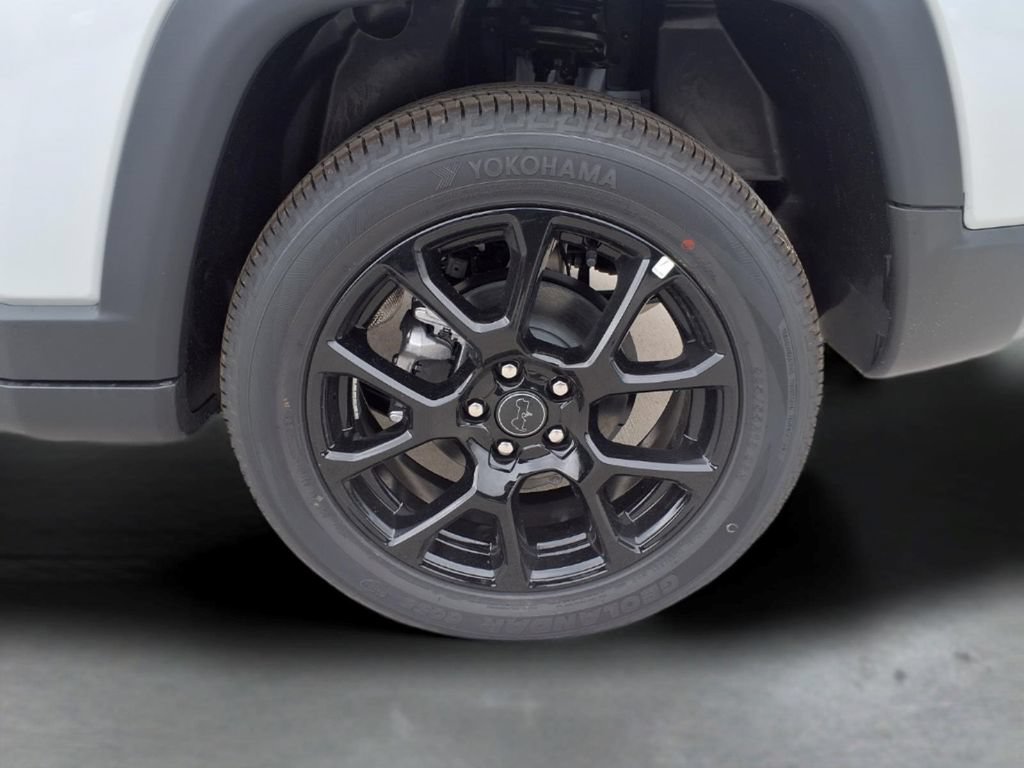 New 2026 Jeep Compass Latitude AWD/4WD image 10