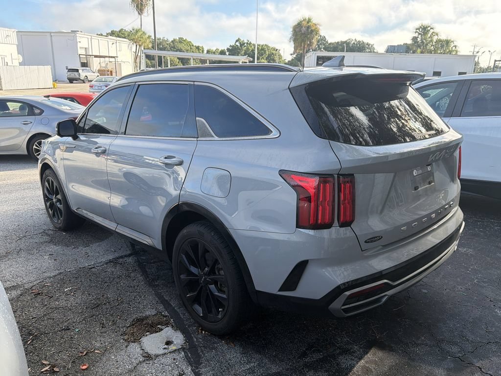 Used 2022 Kia Sorento SX FWD image 6
