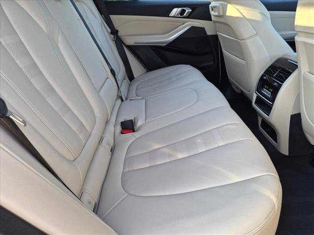 Used 2022 BMW X5 sDrive40i RWD image 18