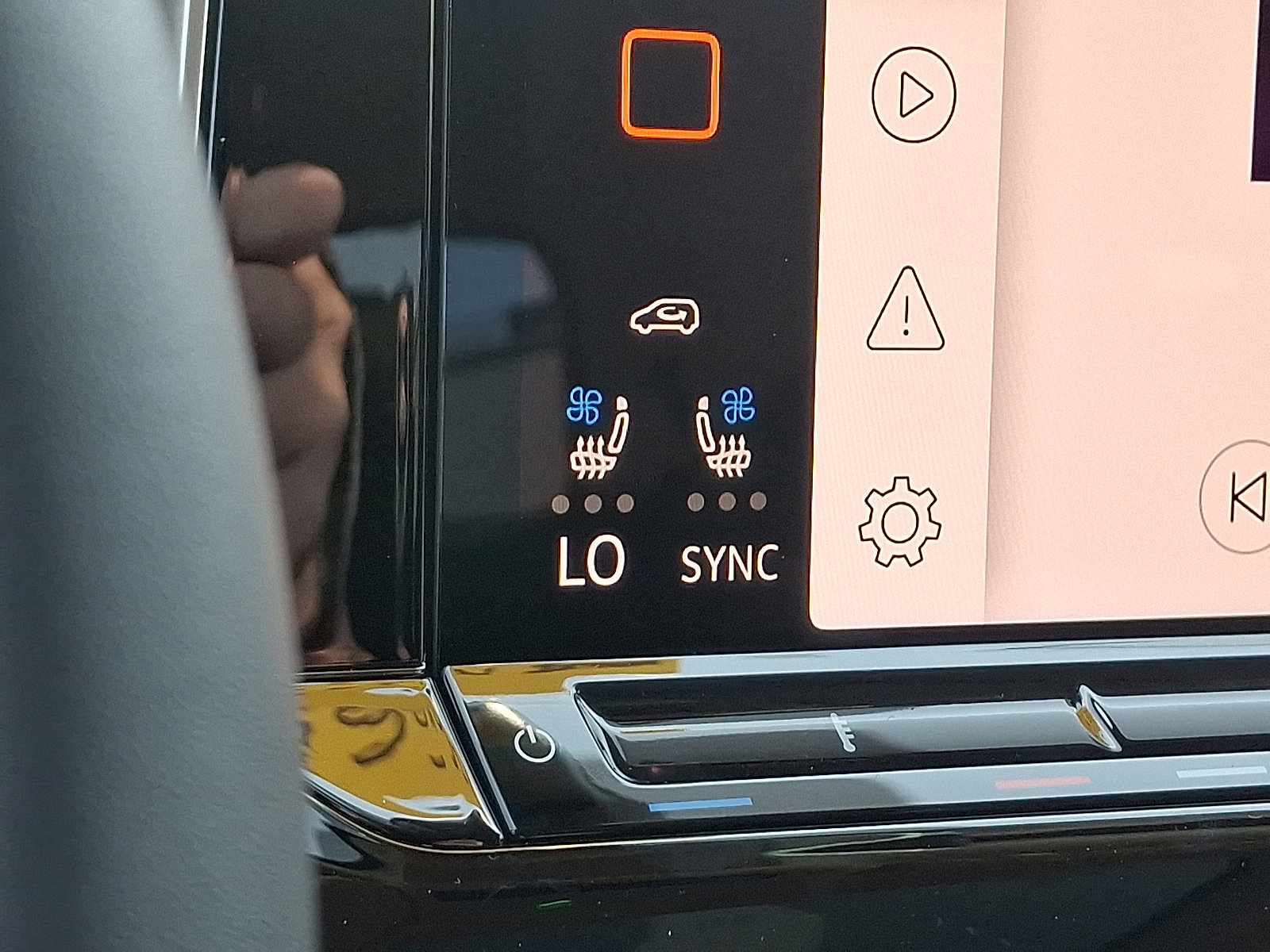 New 2026 Volkswagen Atlas Peak Edition image 17