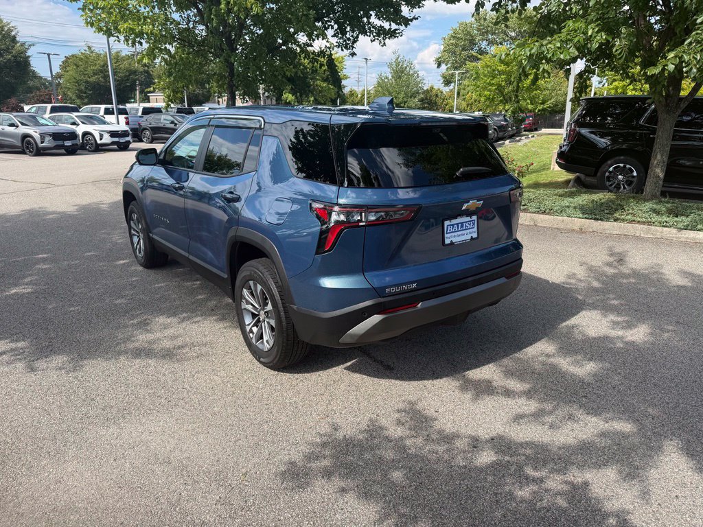 Used 2025 Chevrolet Equinox LT w/ Safety and Technology Package FWD image 3