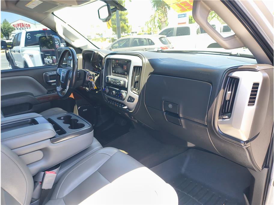 Used 2015 GMC Sierra 2500 SLT w/ Duramax Plus Package AWD/4WD image 13