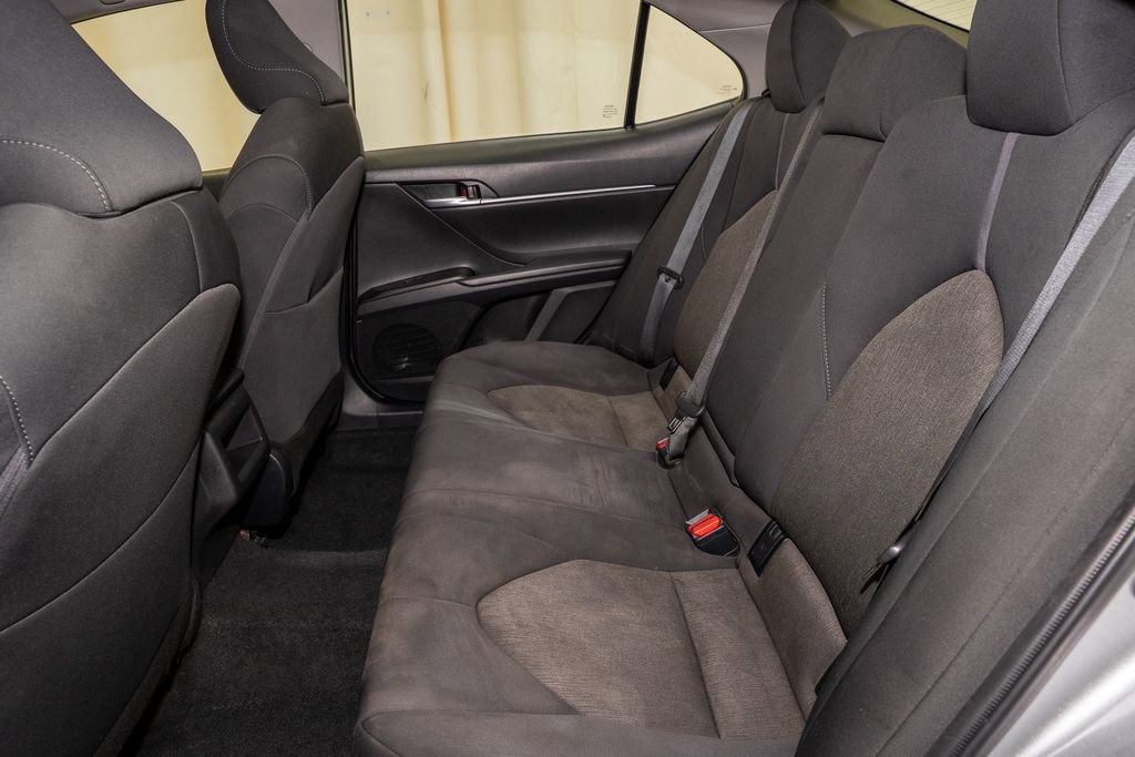 Used 2024 Toyota Camry LE image 7