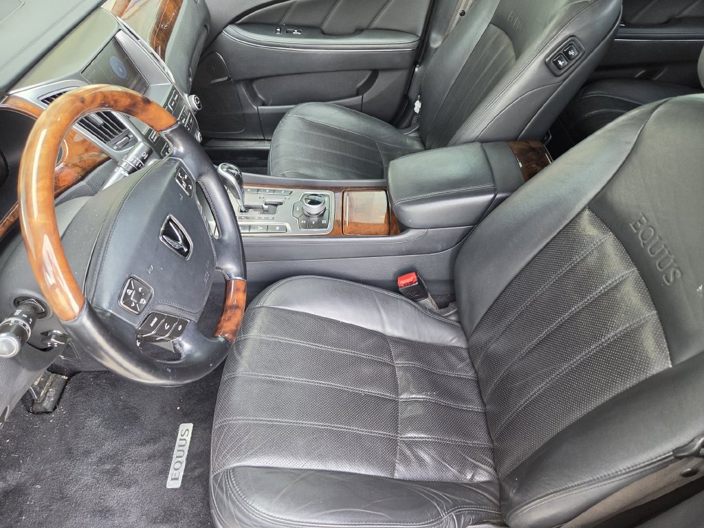 Used 2012 Hyundai Equus Ultimate RWD image 14
