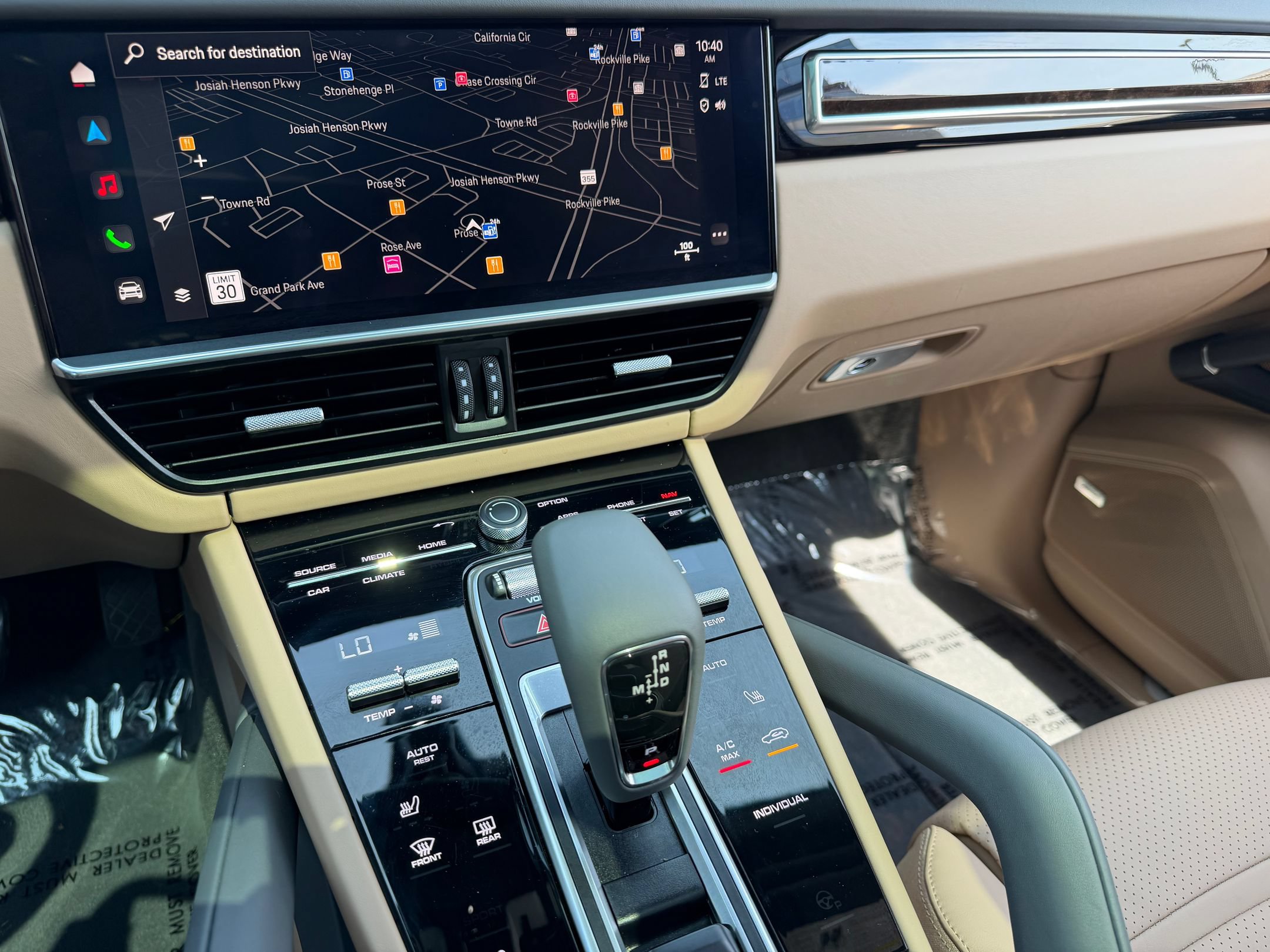 Certified 2023 Porsche Cayenne Platinum Edition AWD/4WD image 27
