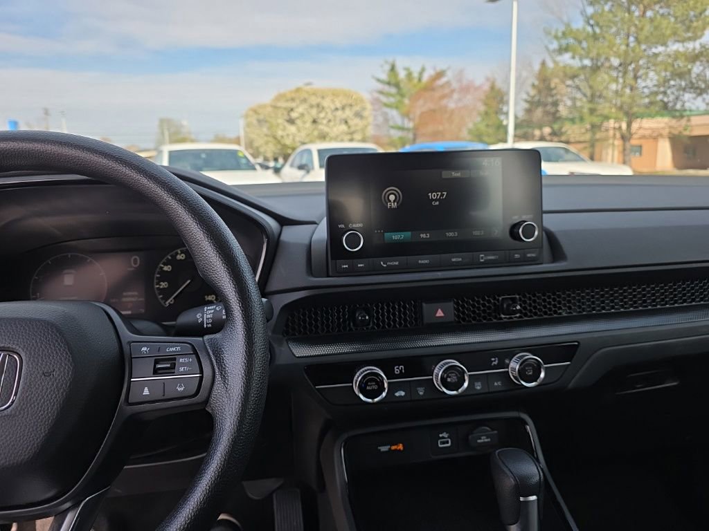 Used 2024 Honda CR-V LX image 19
