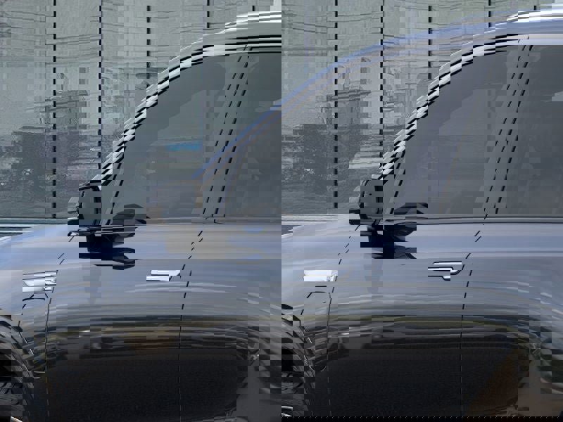 New 2026 Cadillac Vistiq Premium Luxury image 12