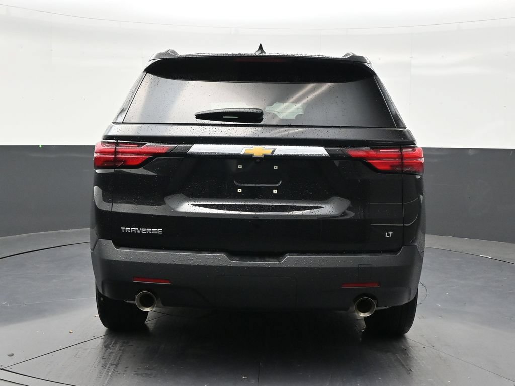 Used 2023 Chevrolet Traverse LT FWD image 4