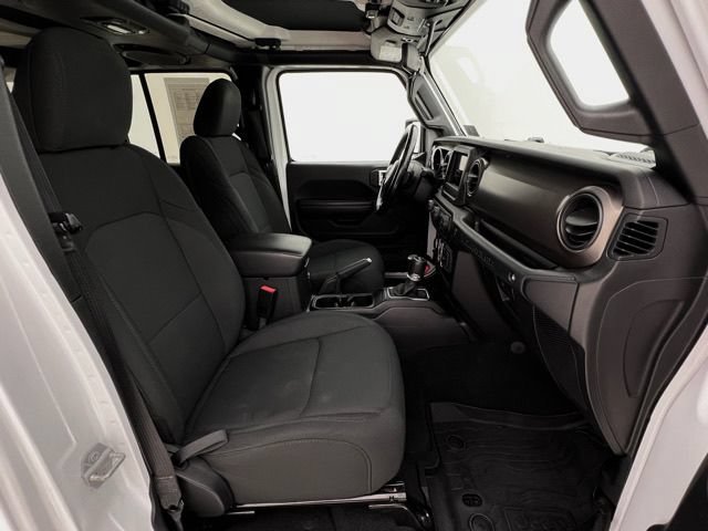 Used 2020 Jeep Wrangler Unlimited Sport AWD/4WD image 15