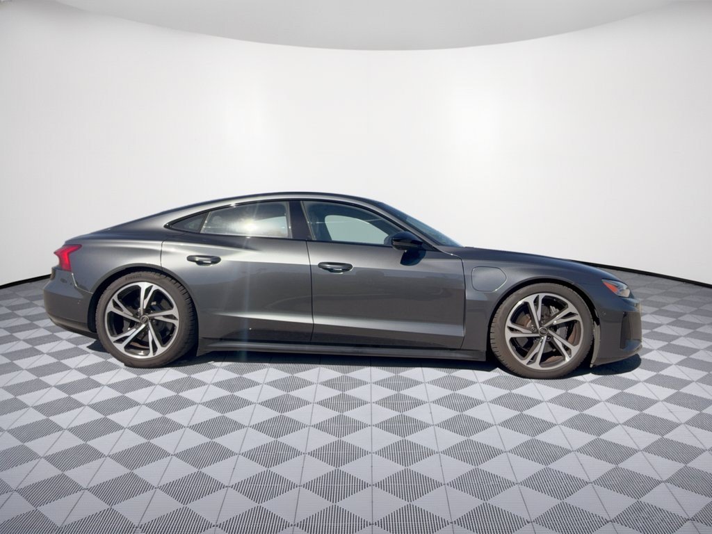 Used 2024 Audi e-tron GT Prestige AWD/4WD image 8