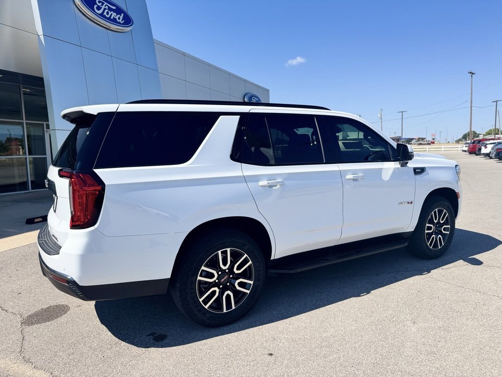 Used 2024 GMC Yukon AT4 w/ Technology Package image 6
