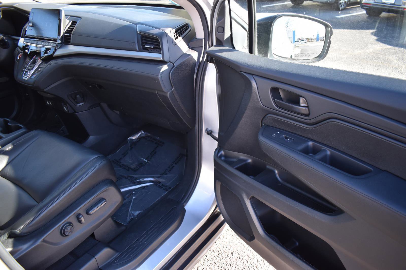 Used 2025 Honda Odyssey EX-L image 16
