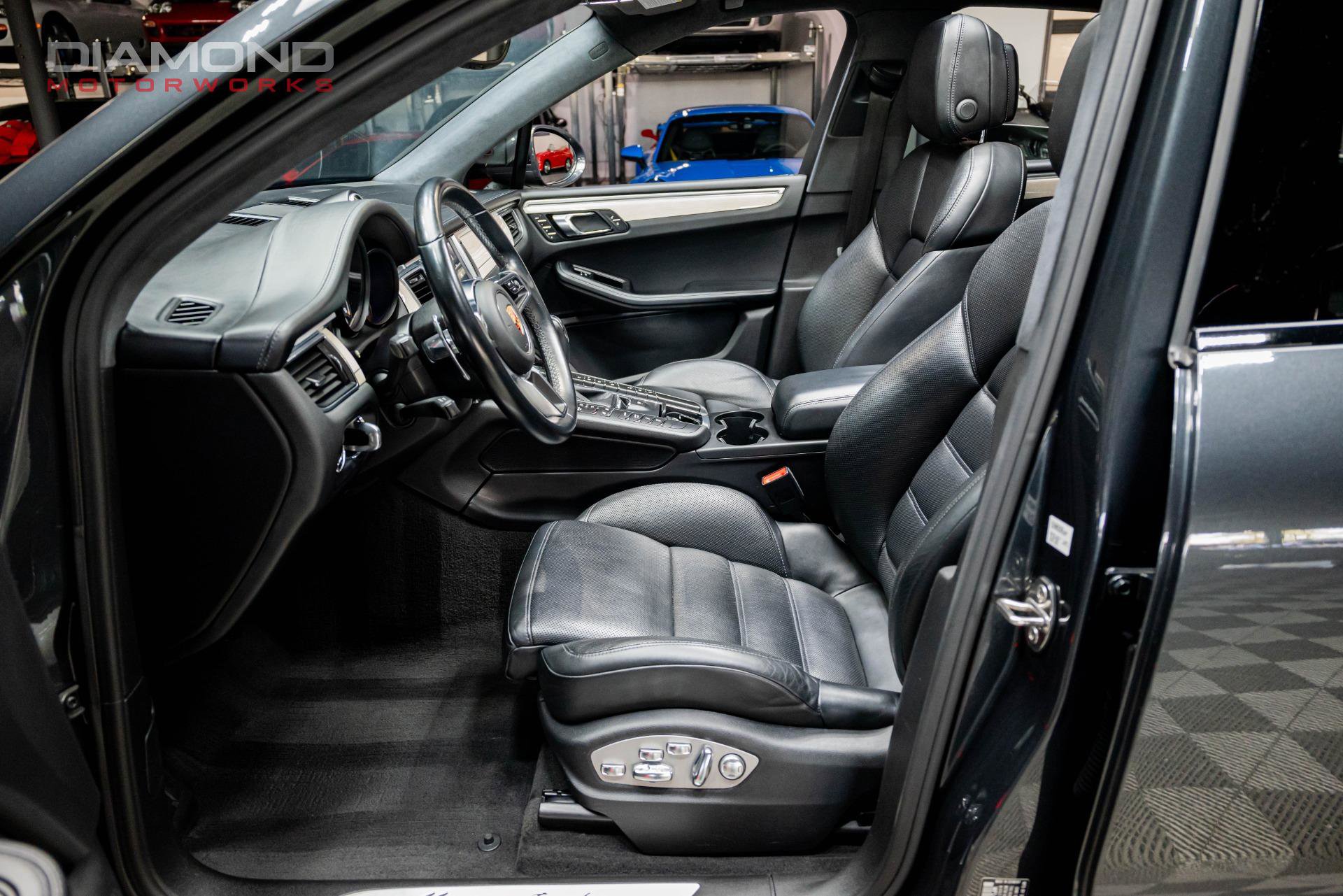 Used 2018 Porsche Macan Turbo image 58