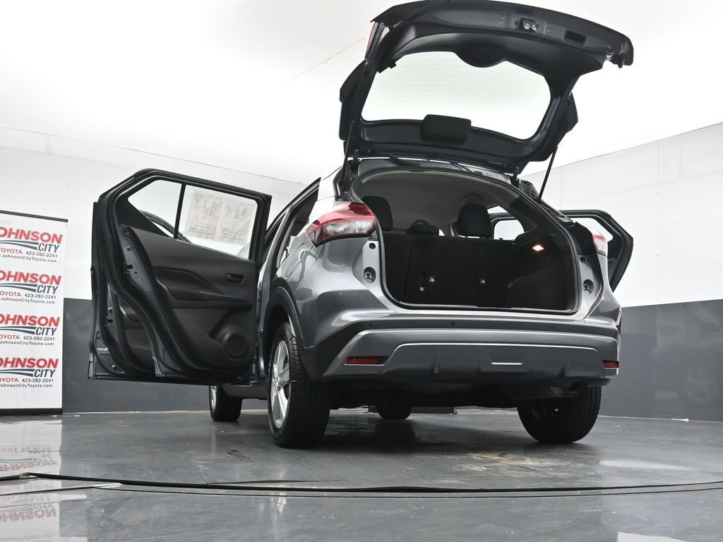 Used 2024 Nissan Kicks S FWD image 41