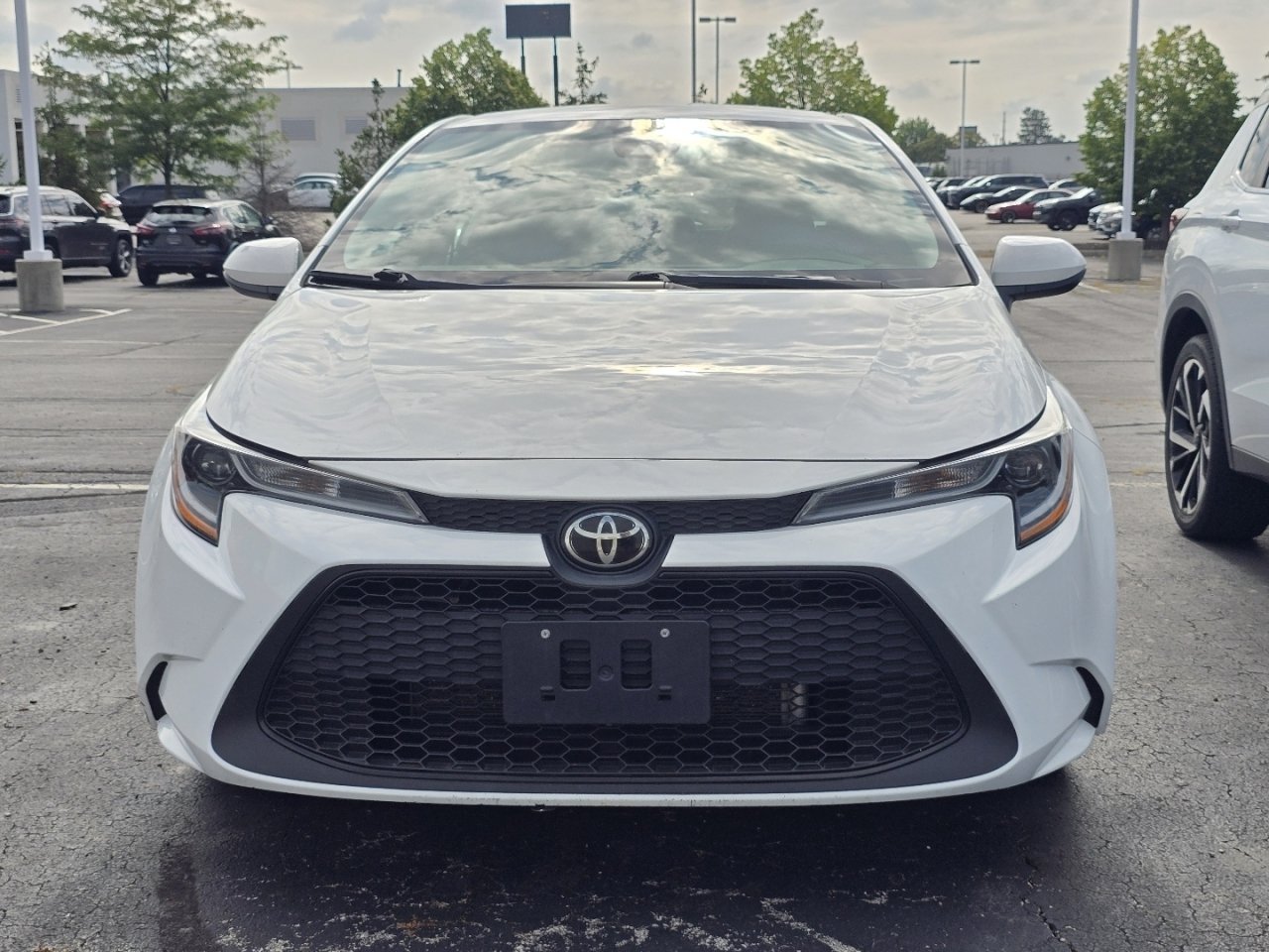 Certified 2022 Toyota Corolla LE FWD image 2