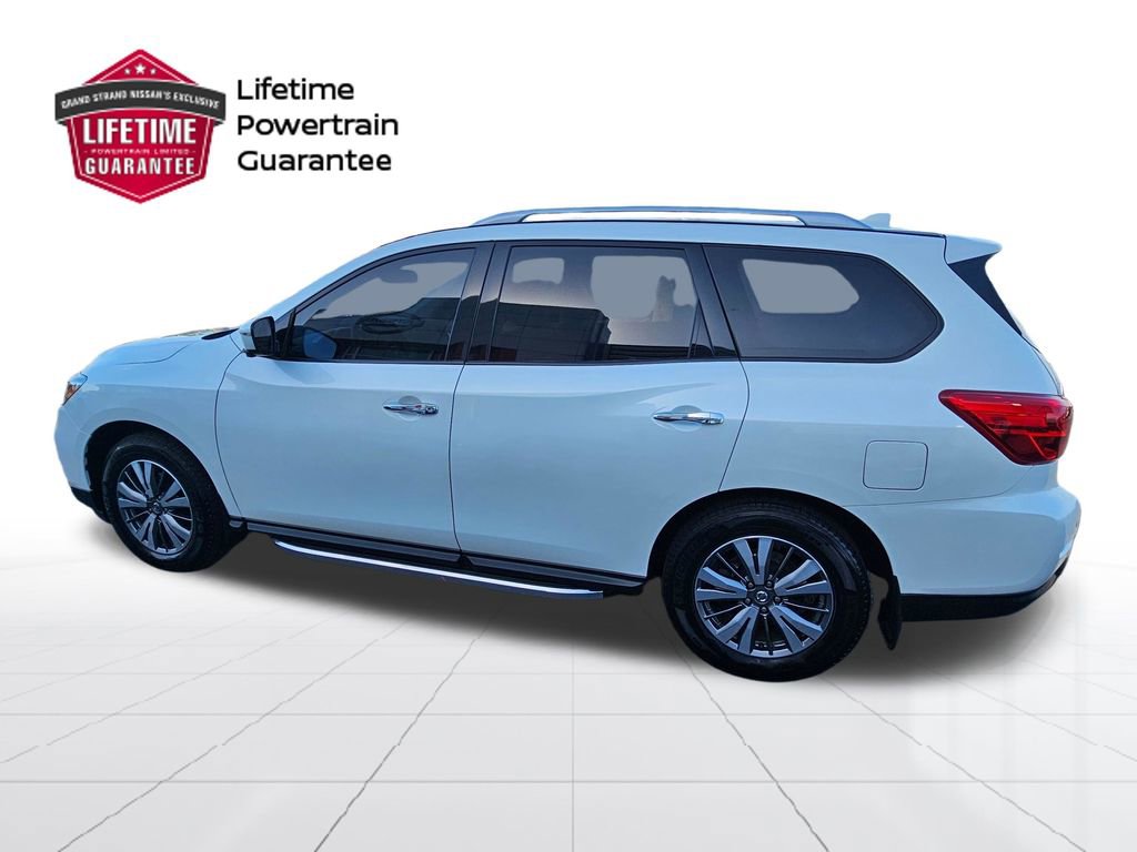 Used 2020 Nissan Pathfinder SL image 2