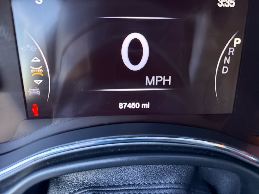 Used 2018 Jeep Grand Cherokee Altitude AWD/4WD image 30