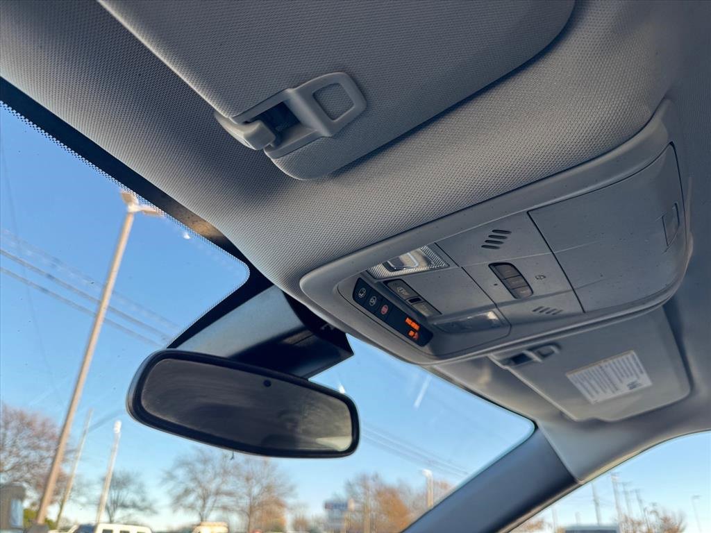 Used 2022 Chevrolet Blazer LT image 25