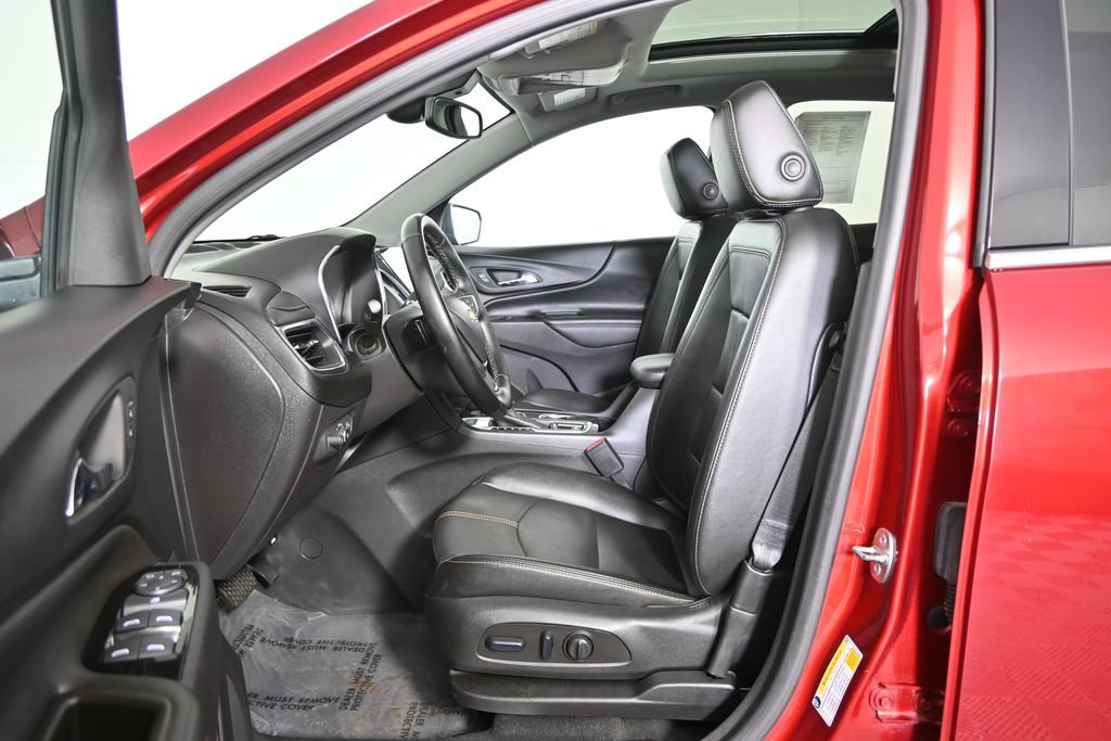 Used 2023 Chevrolet Equinox Premier AWD/4WD image 21