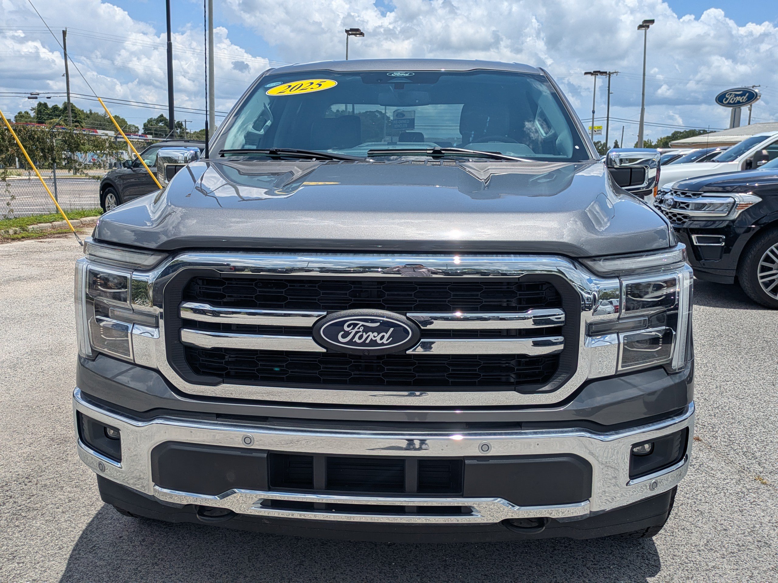 Used 2025 Ford F150 Lariat AWD/4WD image 9