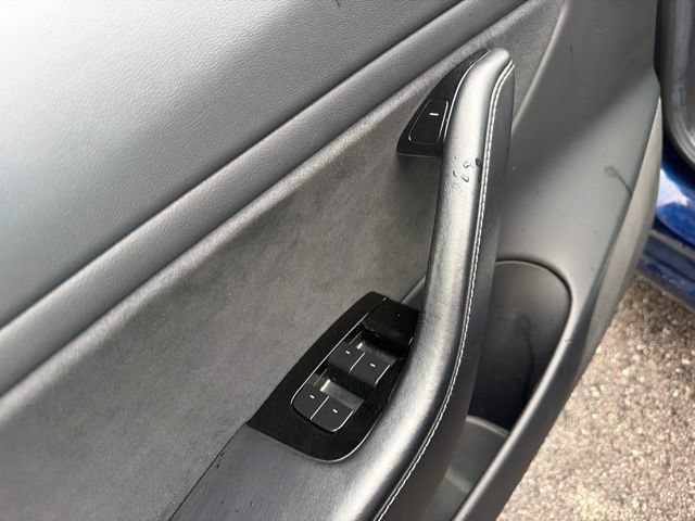 Used 2018 Tesla Model 3 Long Range RWD image 21