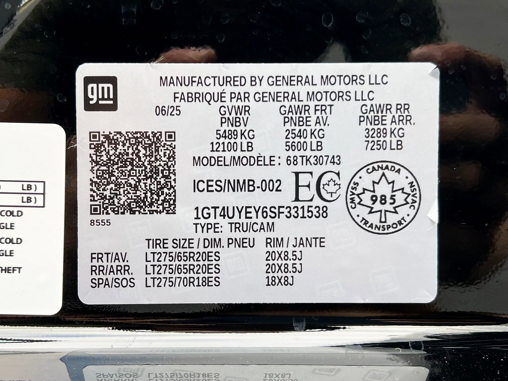 Used 2025 GMC Sierra 3500 Denali Ultimate image 32