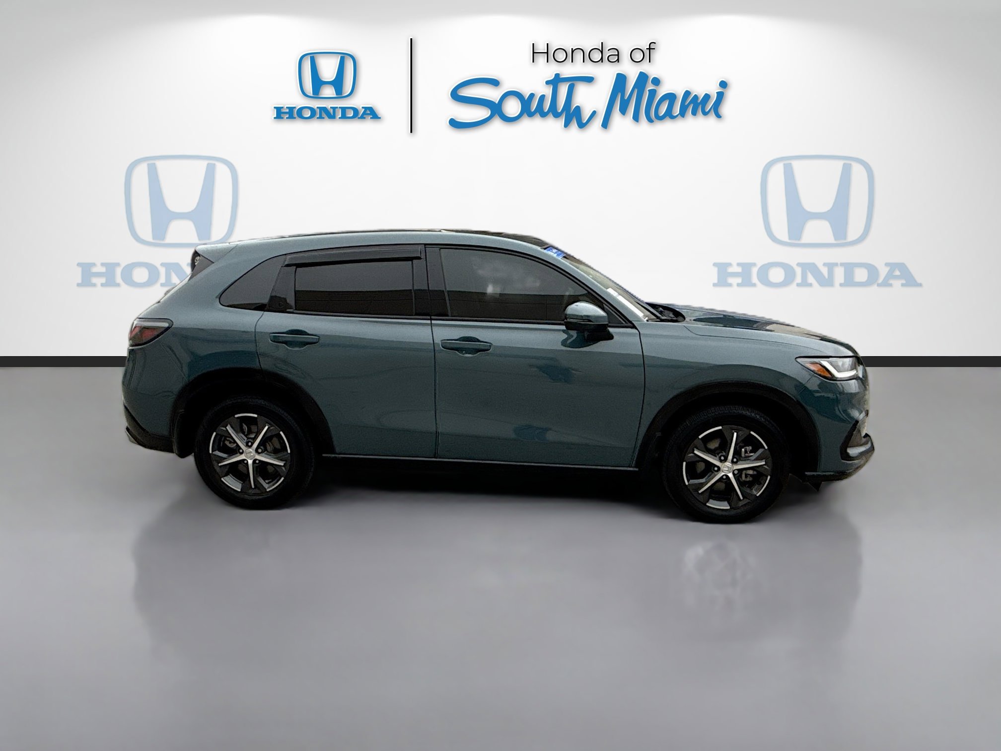 Certified 2024 Honda HR-V EX-L image 8